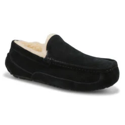 UGG Men's Ascot Sheepskin Slipper - Black
